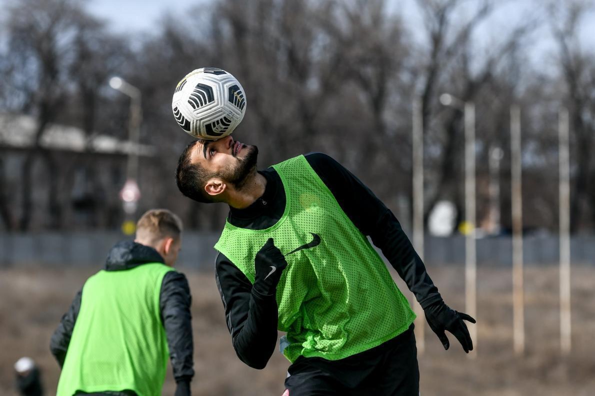 Бывший нападающий 